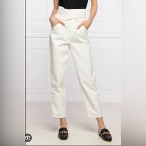 Pinko white straight leg high waist jeans with crossed belt Shelby 26